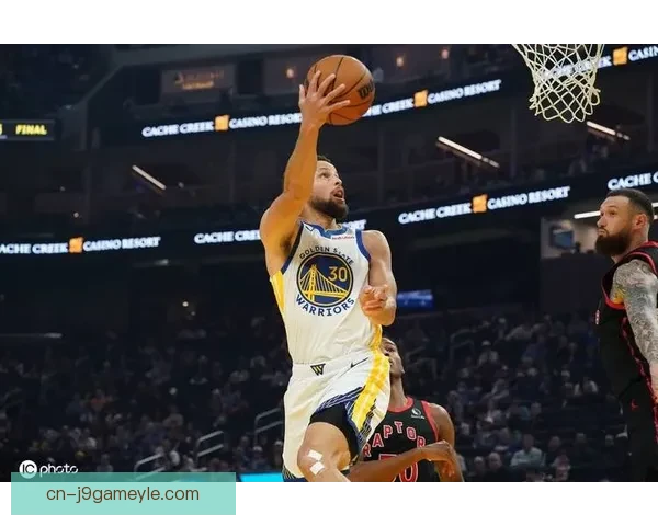 奎克利轰40+10勇士负猛龙